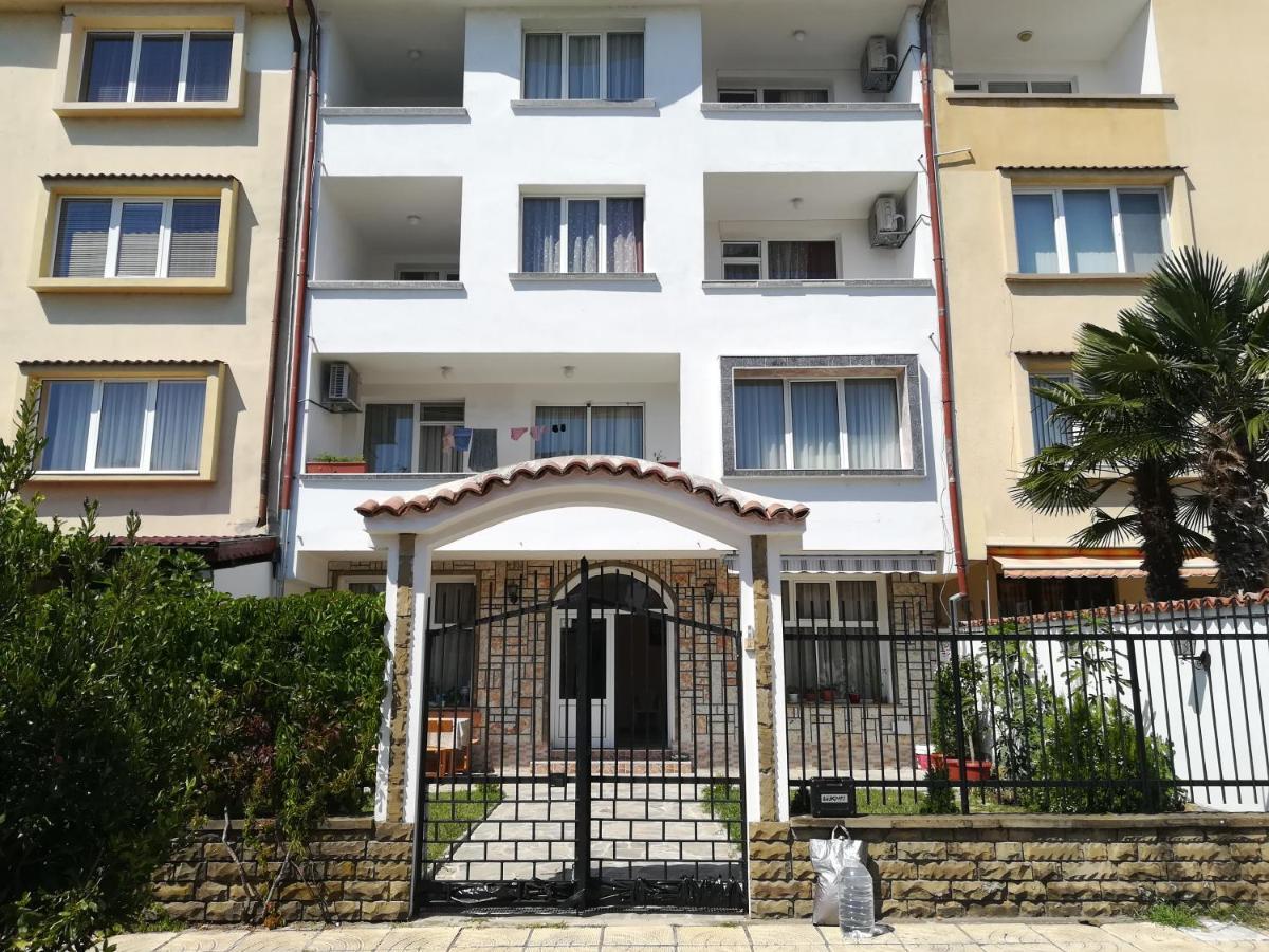 The White House! A Good Pleace For Rest! 2* Primorsko
